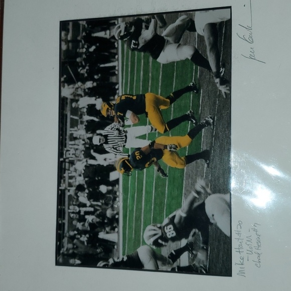 Photo U Of M Mark Hart #20 Chad Henne #7 photo colored 5x7 matted - Picture 3 of 5